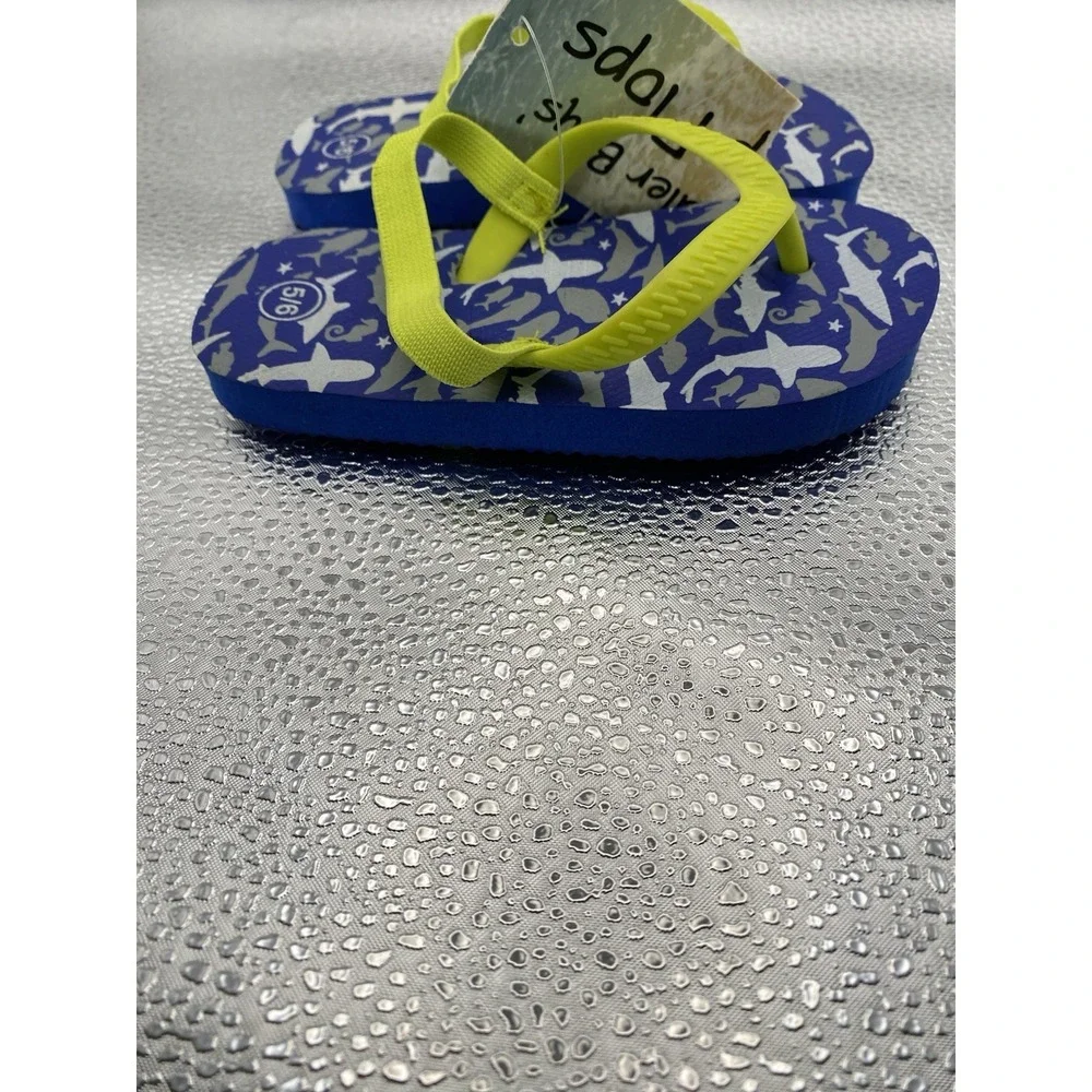 Shark Print‎ Kids Blue Yellow Flip Flop Sandals Adjustable Strap Size 5/6